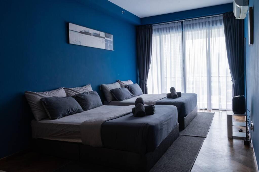 Deluxe Seaview Suite Twin Bed By The Only Bnb Tanjung Tokong Bagian luar foto